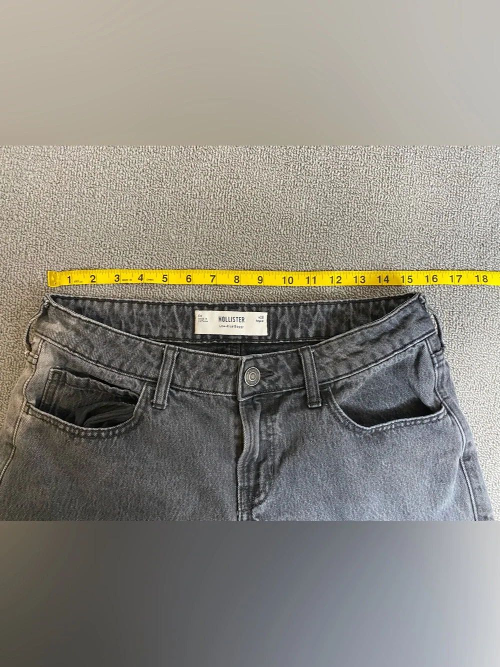 Hollister Washed Bleached Dark Gray Low-Rise Blokecore Streetwear Baggy Jeans